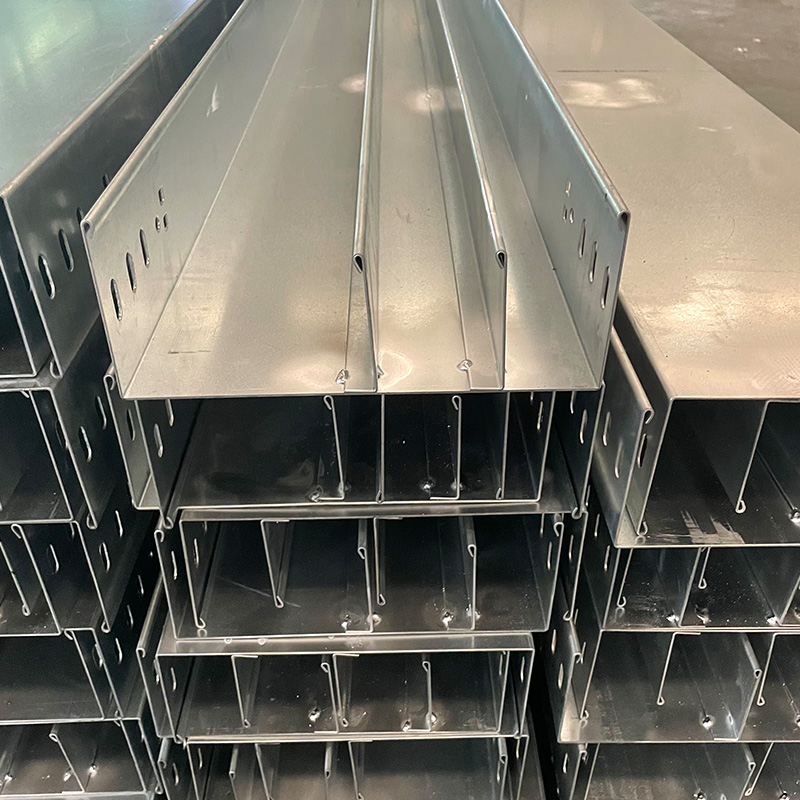 ウォータードロップエッジケーブルトレイ