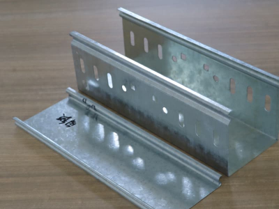 セルフロックケーブルトレイ