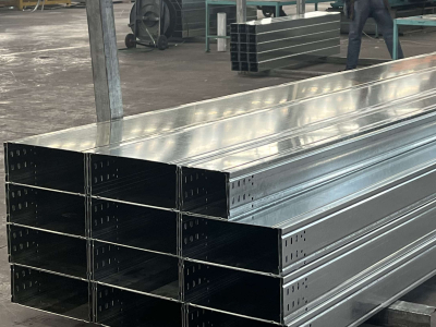 ケーブルトレイの生産