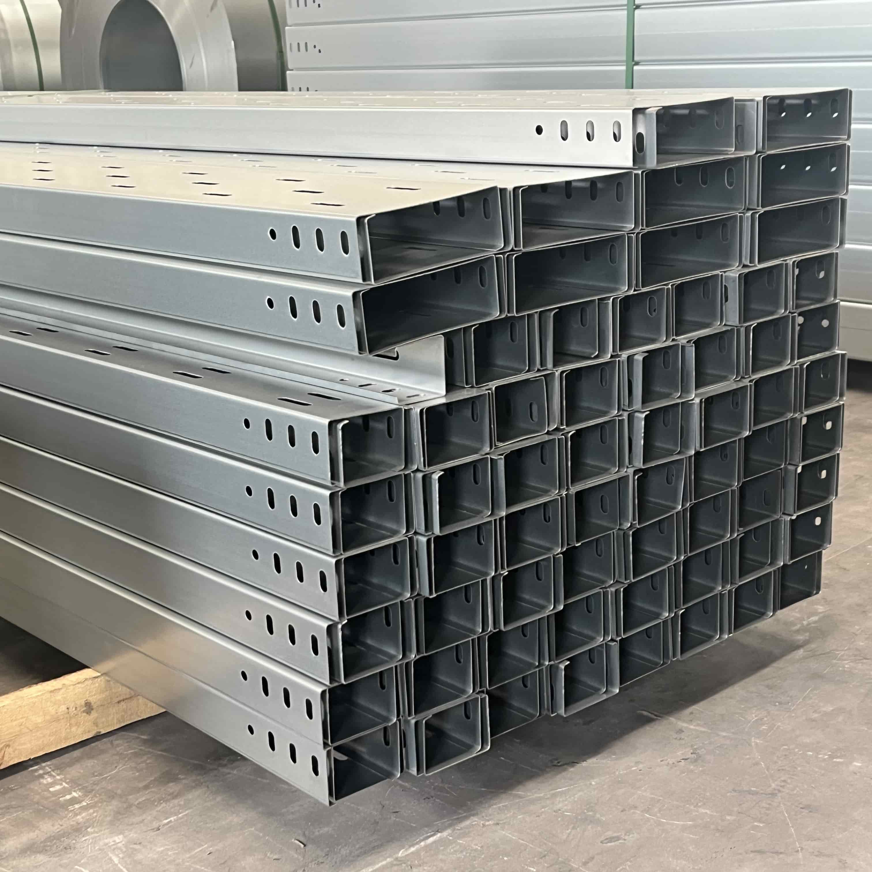 トレイ ケーブルトレイ